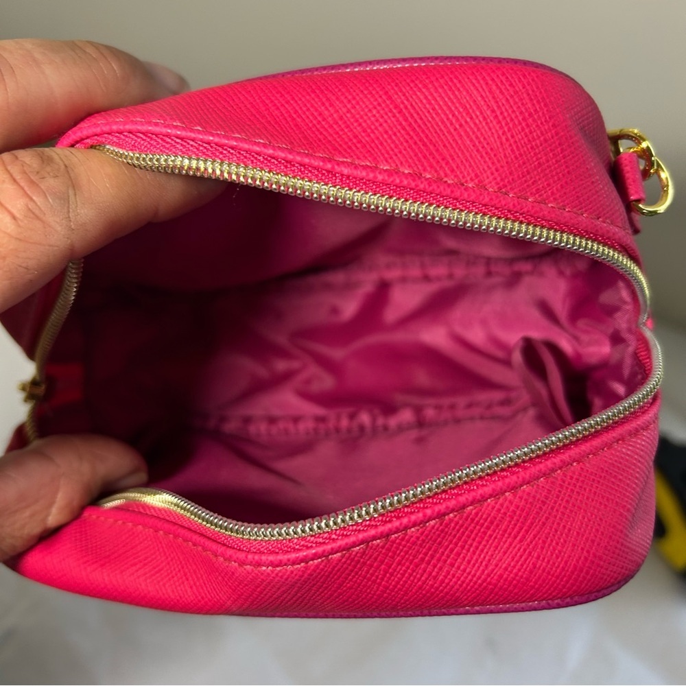 Estee Lauder pink Crossbody Bag with Structured Design - Picture 8 of 9
